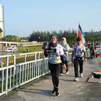Runner Photo 6136738