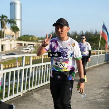 Runner Photo 6136742
