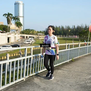Runner Photo 6136745