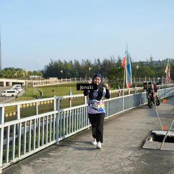 Runner Photo 6136756