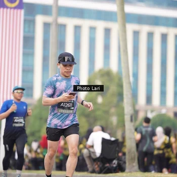Runner Photo 6136790