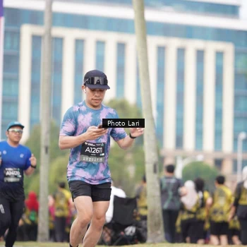 Runner Photo 6136801