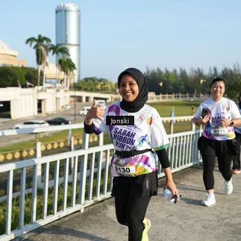 Runner Photo 6136811
