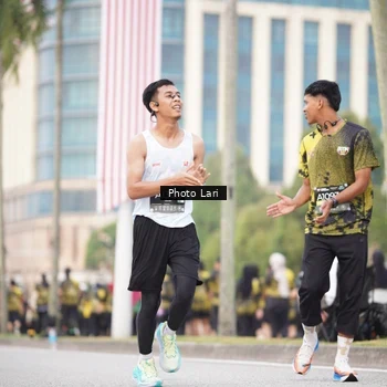 Runner Photo 6136817