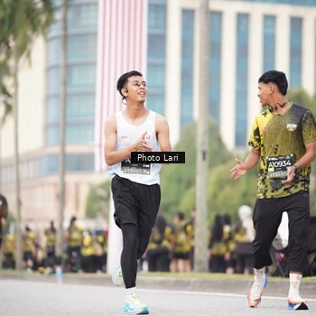 Runner Photo 6136818