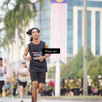 Runner Photo 6136825