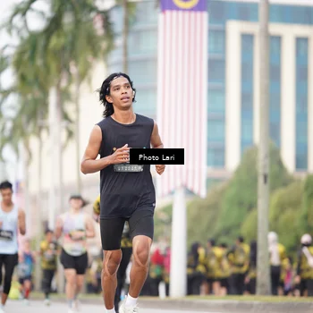 Runner Photo 6136840