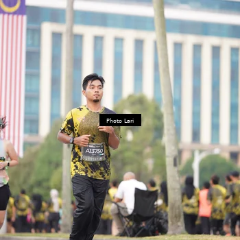 Runner Photo 6136849