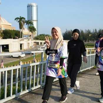 Runner Photo 6136850