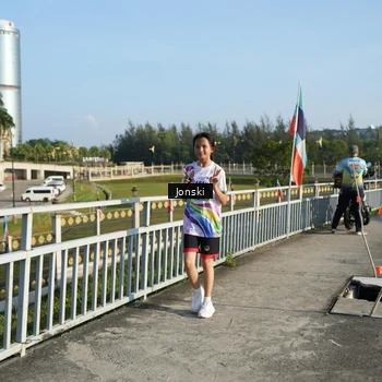 Runner Photo 6136859