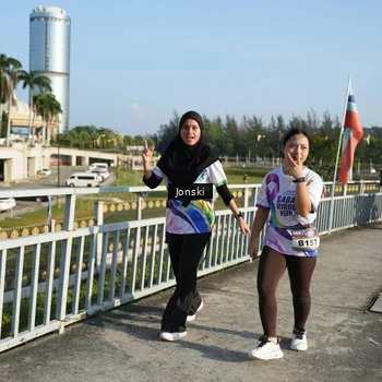 Runner Photo 6136860