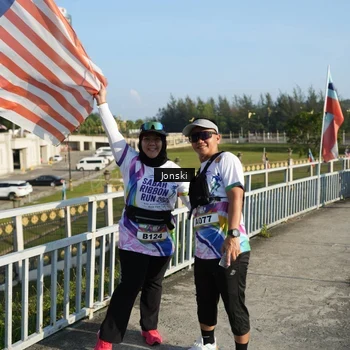 Runner Photo 6136867