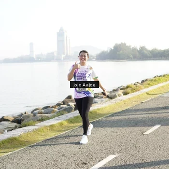 Runner Photo 6136870