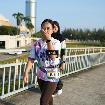 Runner Photo 6136880