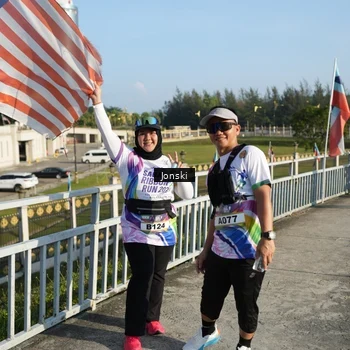 Runner Photo 6136881
