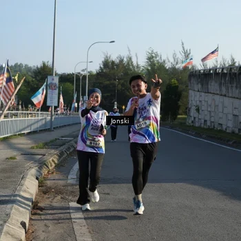 Runner Photo 6136893