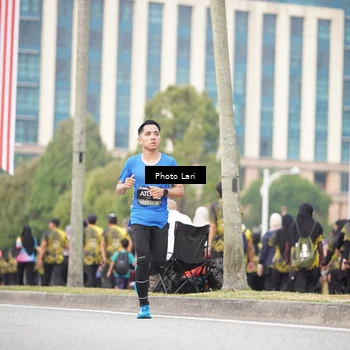 Runner Photo 6136910