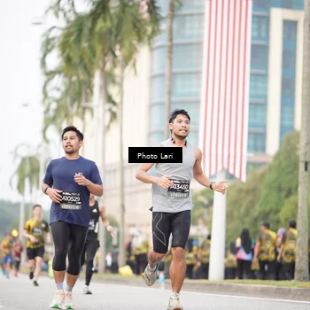 Runner Photo 6136922