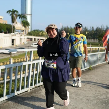 Runner Photo 6136938