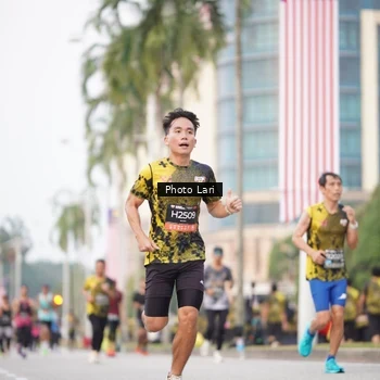Runner Photo 6136968
