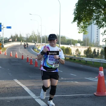 Runner Photo 6136989