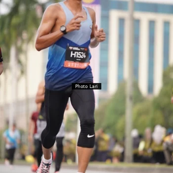 Runner Photo 6137004