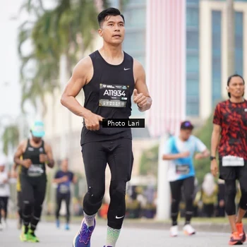 Runner Photo 6137011