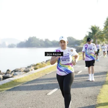 Runner Photo 6137013