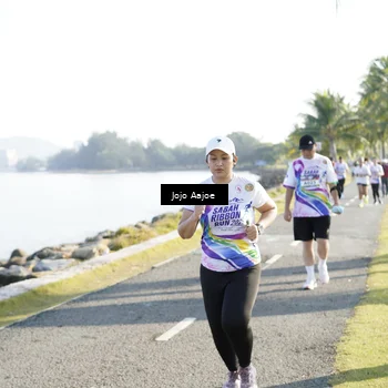 Runner Photo 6137019