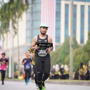 Runner Photo 6137021