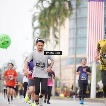 Runner Photo 6137027