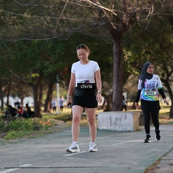 Runner Photo 6137048