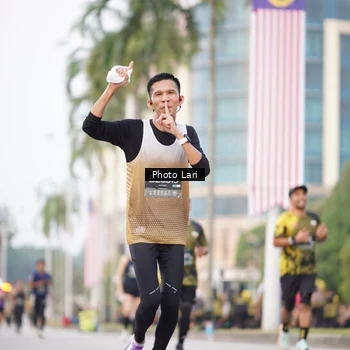 Runner Photo 6137065