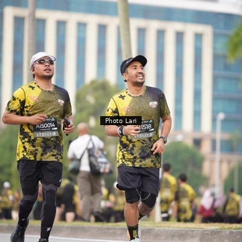 Runner Photo 6137083