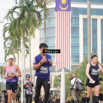 Runner Photo 6137096