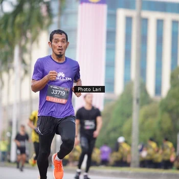Runner Photo 6137108