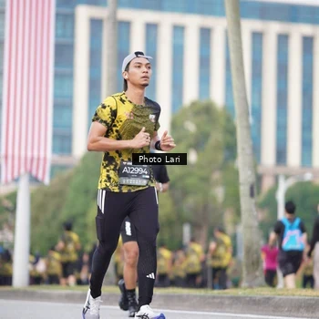Runner Photo 6137134