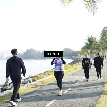 Runner Photo 6137171