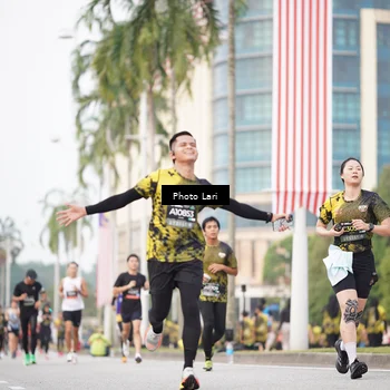 Runner Photo 6137211