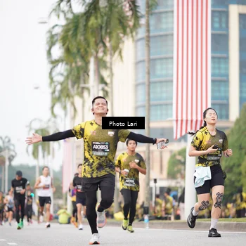 Runner Photo 6137213