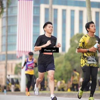 Runner Photo 6137220