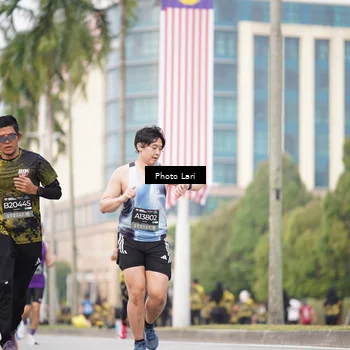 Runner Photo 6137253
