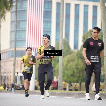 Runner Photo 6137318