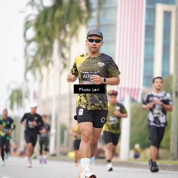 Runner Photo 6137340