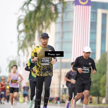 Runner Photo 6137342