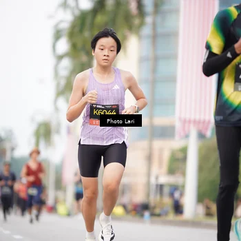 Runner Photo 6137364