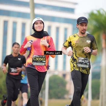 Runner Photo 6137381