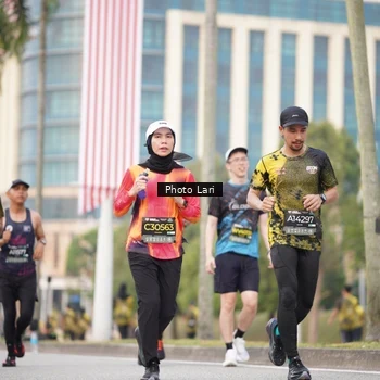 Runner Photo 6137382