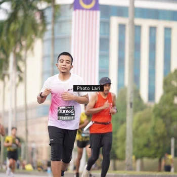 Runner Photo 6137389