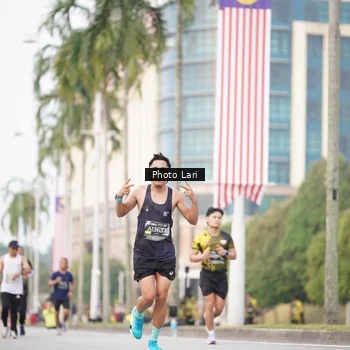 Runner Photo 6137397